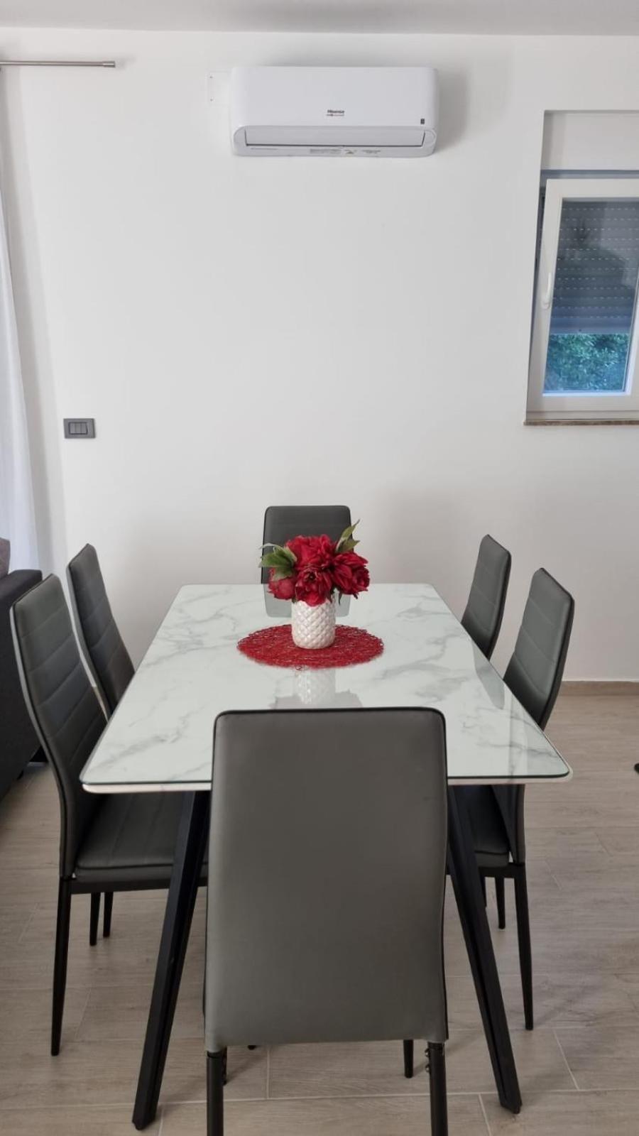 Gabi Apartment Grebastica Luaran gambar