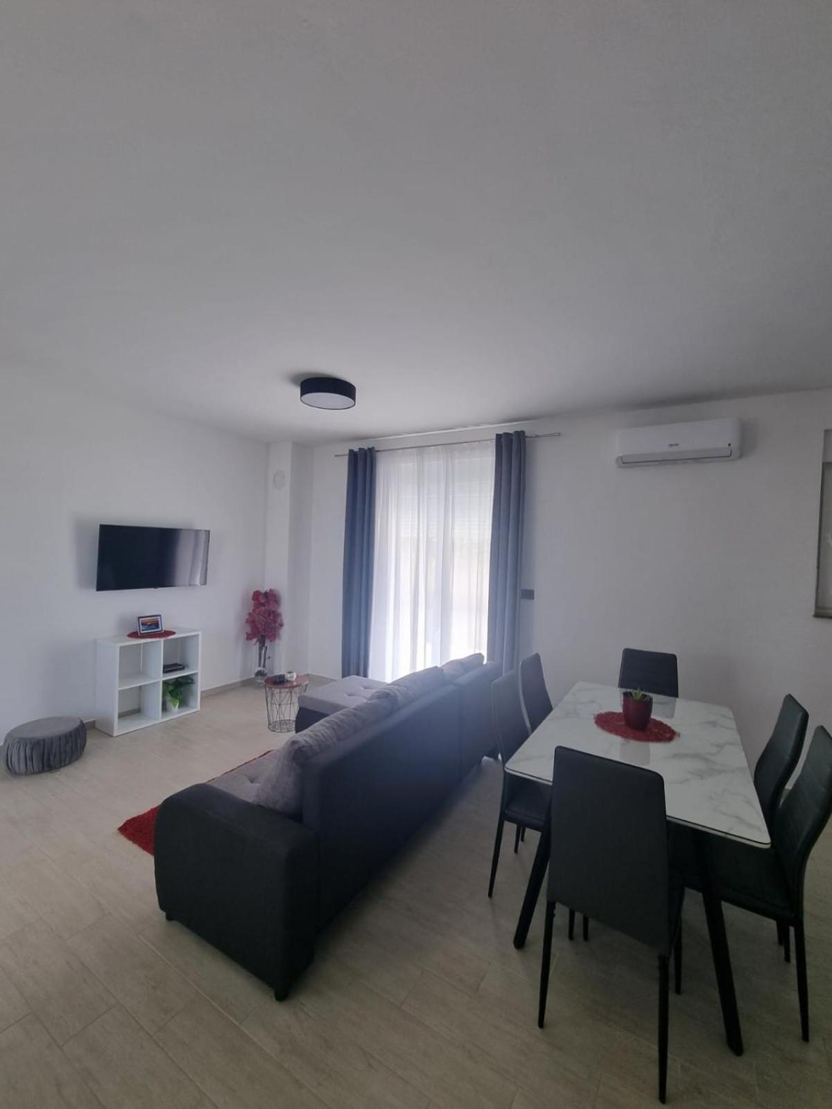 Gabi Apartment Grebastica Luaran gambar