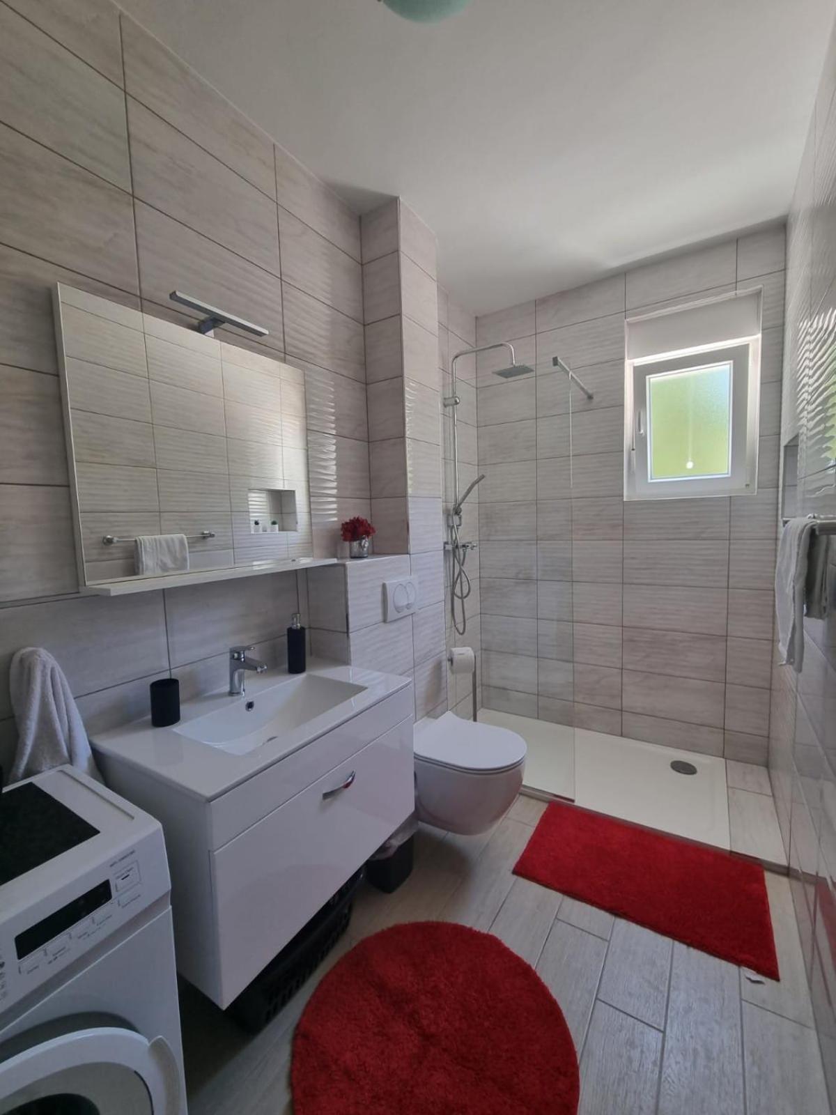 Gabi Apartment Grebastica Luaran gambar
